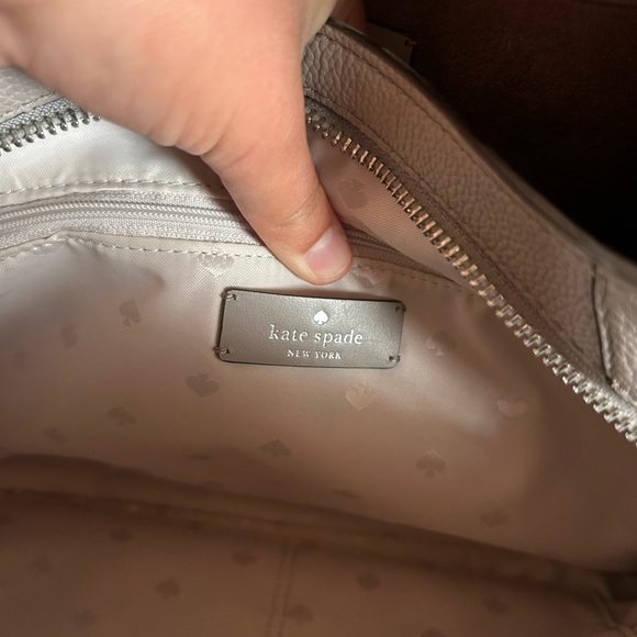 GREY KATE SPADE PURSE - Picture 12 of 15